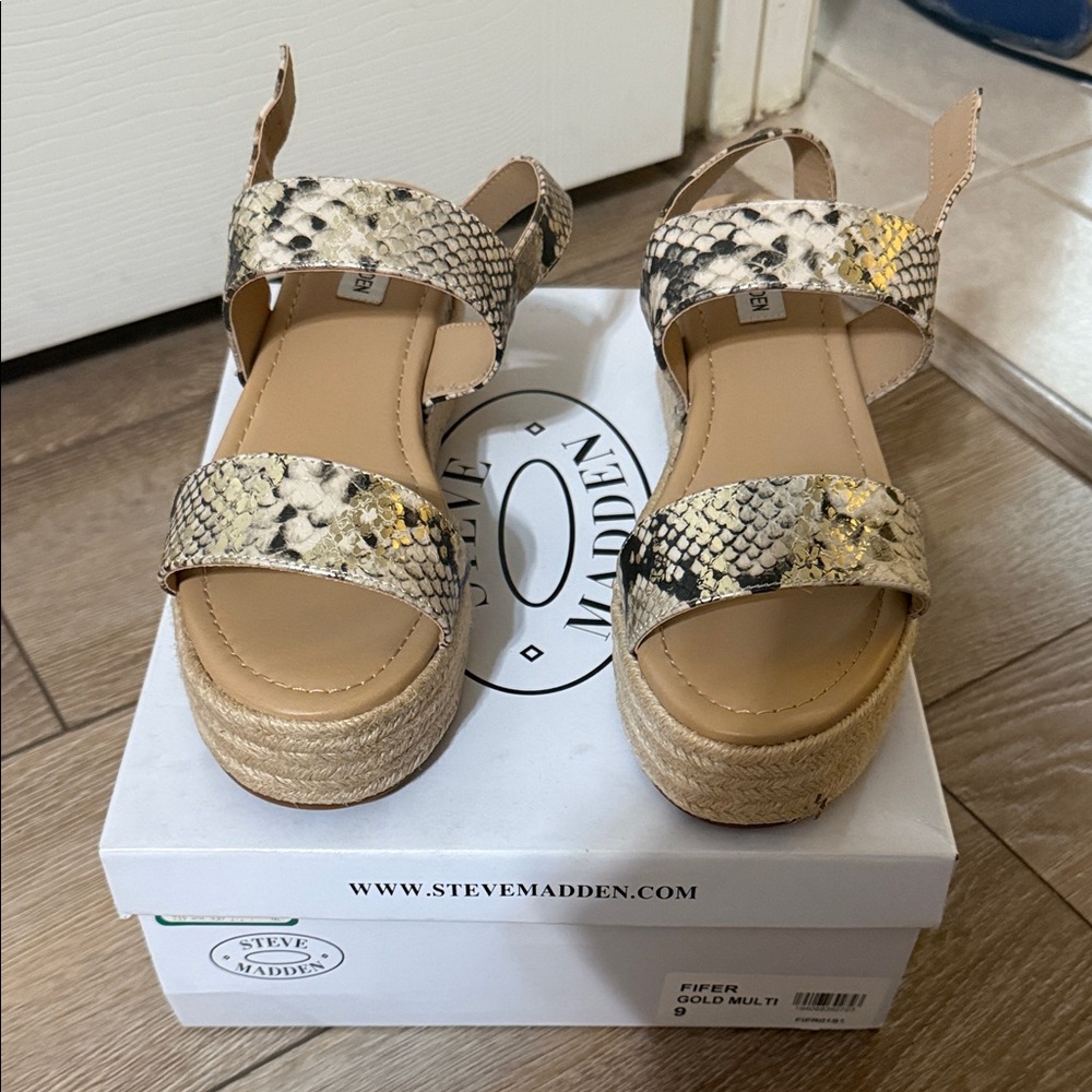 Steve Madden Snakeskin Gold Sandals